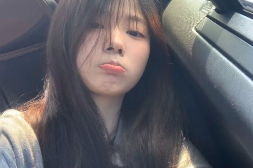 女网红指证当红男星恋爱出轨+隐婚生子后续个人信息被粉丝开盒太猖狂！
