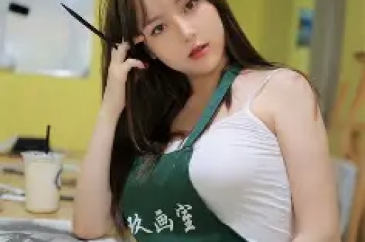 易易紫曝明星翻红后会耍大牌：红了之后就会耍大牌身边有很多